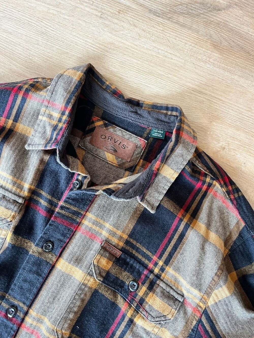 Orvis, 2XL Classic Heavy Duty Flannel Shacket, Outdoorsy, Neutral Black/Tan